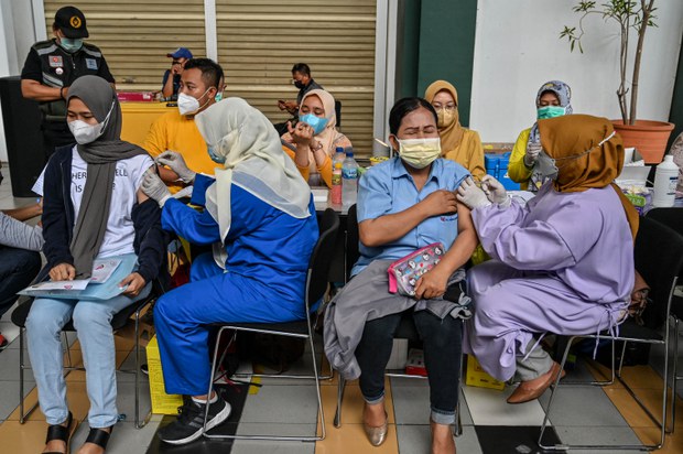 Indonesia Terima 215 Juta Dosis Vaksin COVID-19 dari China, 80% Ketersediaan Nasional