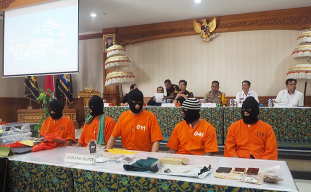 181213-ID-1000.jpg 181213-ID-1000.jpg