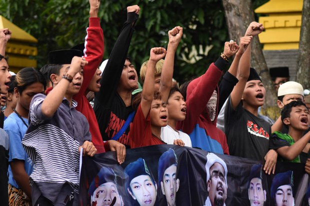 Melarang FPI: Telat Tapi Berlebihan