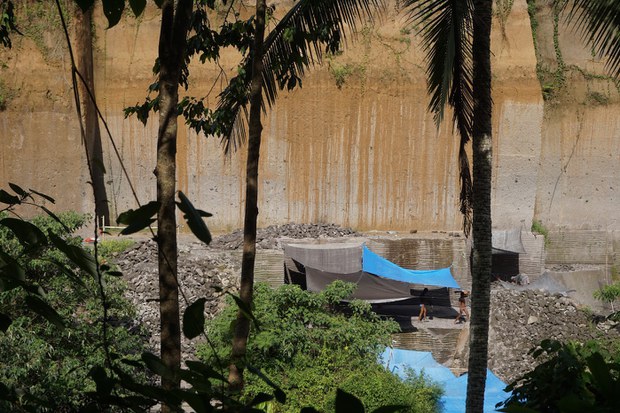QUARRYING-01.JPG