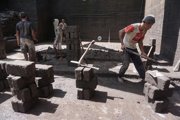 QUARRYING-02.JPG