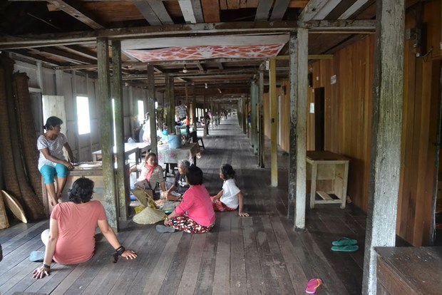 170707-DAYAK-LONG-HOUSE-3.jpg