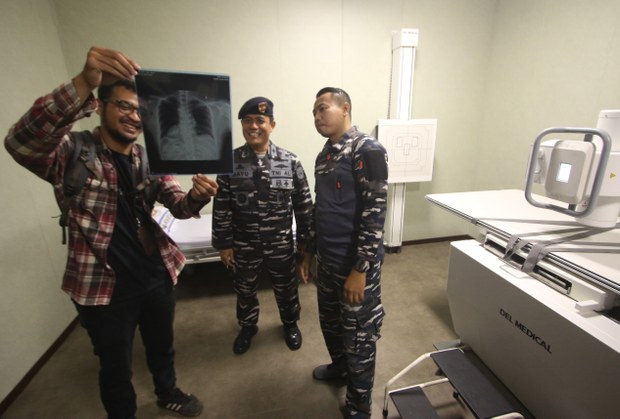 Kapal Perang Rumah Sakit Indonesia 5.jpg