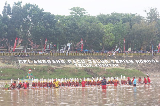 Pacu-Jalur-4.JPG