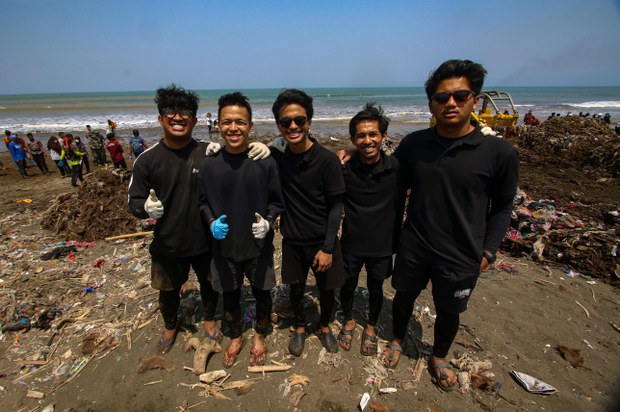 Sampah Laut 4.jpg