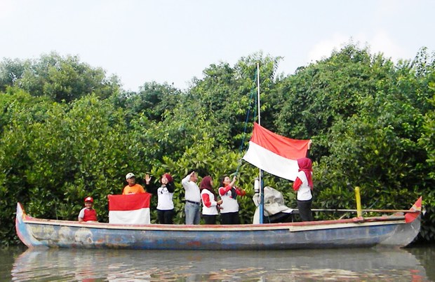 HUT-RI71-Yovinus-Guntur.JPG