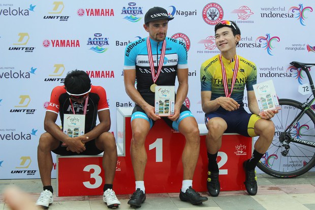 Tour-de-Singkarak-7.jpg