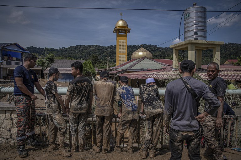 211220-MY-Inside-Banjir.jpg