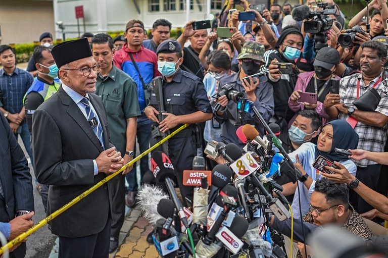 221122-MY-PRU15-Anwar-Istana.jpg