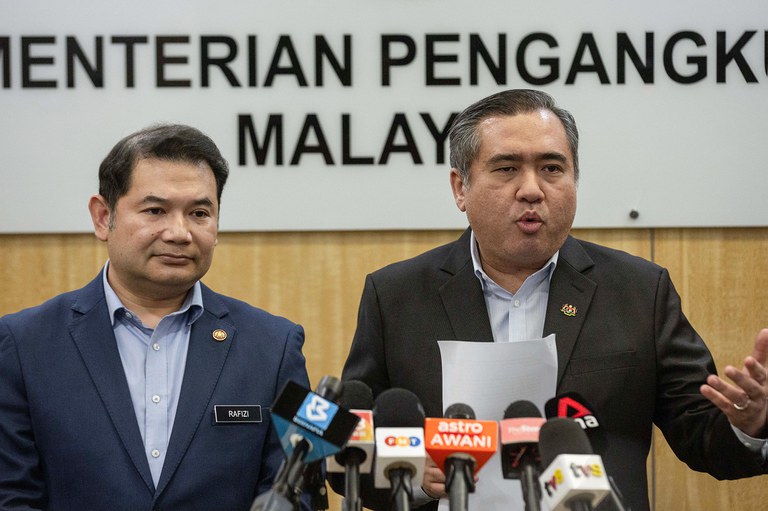 ANTHONY_LOKE_RAFIZI_01.jpg