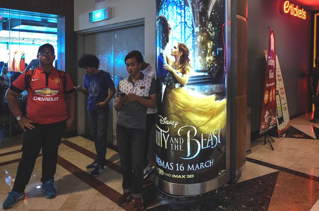 Aktivis, kumpulan hak asasi kritik keputusan Putrajaya haram buku lucah, LGBTQ Aktivis, kumpulan hak asasi kritik keputusan Putrajaya haram buku lucah, LGBTQ