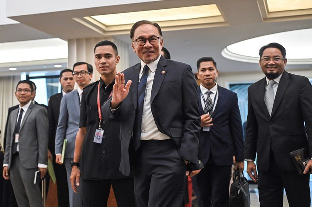 PM Malaysia Anwar Ibrahim menang usul undi percaya di Parlimen PM Malaysia Anwar Ibrahim menang usul undi percaya di Parlimen
