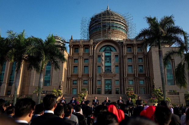 PM Malaysia tekankan disiplin fiskal ketika hutang negara cecah RM1.5 trilion PM Malaysia tekankan disiplin fiskal ketika hutang negara cecah RM1.5 trilion