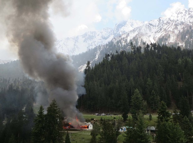 150508-MY-GILGIT620 150508-MY-GILGIT620