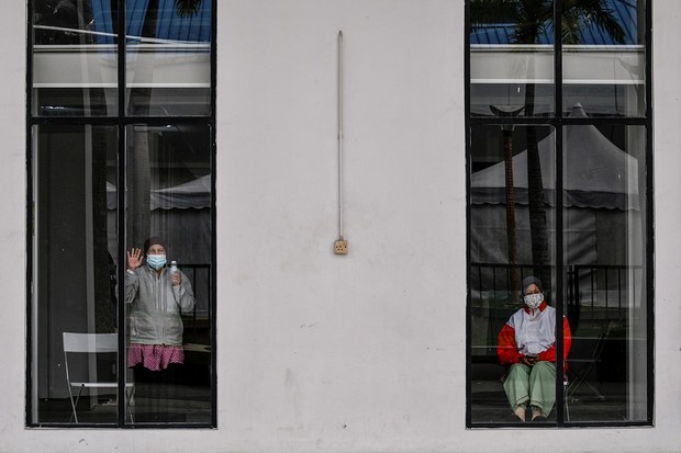 Rakyat Malaysia diminta waspada risiko gelombang baharu COVID-19 semasa Aidilfitri Rakyat Malaysia diminta waspada risiko gelombang baharu COVID-19 semasa Aidilfitri