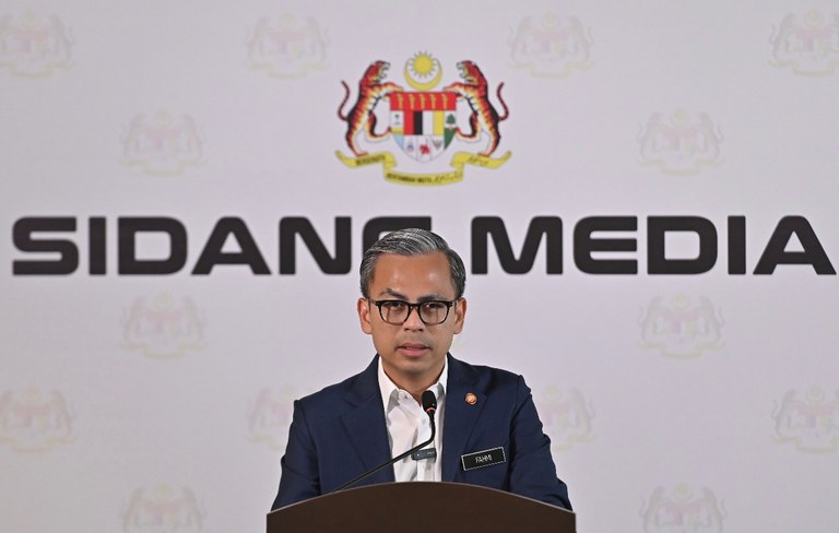 Menteri Komunikasi Fahmi Fadzil pada sidang media pascamesyuarat Kabinet di Putrajaya, 24 April 2024. [S. Mahfuz/BenarNews]