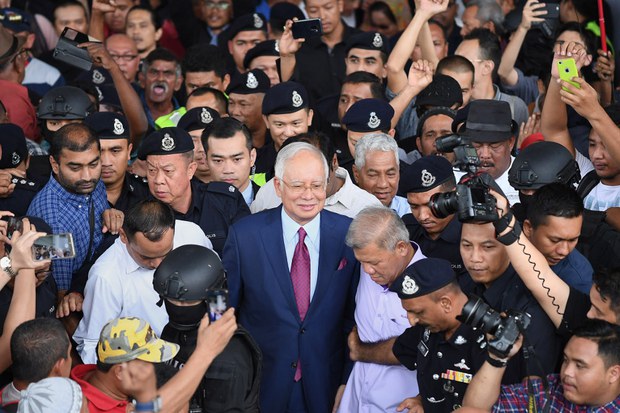 180720-MY-Najib1000.jpg