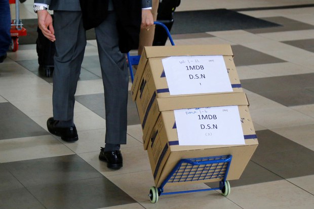 1MDB: Putrajaya Saman Firma Audit AS$5.6 Bilion