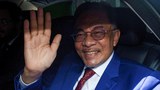 201013-MY-Anwar1000.jpg