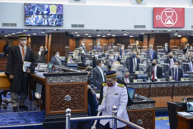 Agong Malaysia Amat Dukacita Kerajaan Kelirukan Parlimen Agong Malaysia Amat Dukacita Kerajaan Kelirukan Parlimen