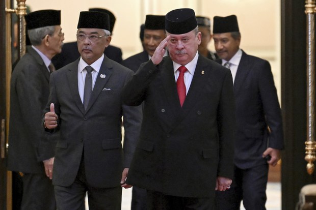 Agong baharu Malaysia dijangka main peranan lebih aktif dalam urusan negara Agong baharu Malaysia dijangka main peranan lebih aktif dalam urusan negara