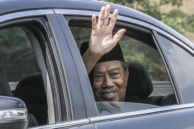 Yang di-Pertuan Agong Nasihat PM Adakan Sidang Parlimen Lebih Awal, kata Sumber Yang di-Pertuan Agong Nasihat PM Adakan Sidang Parlimen Lebih Awal, kata Sumber