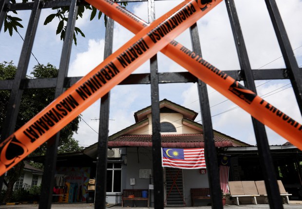 Bekas pengikut ceritakan kehidupan dalam kumpulan ajaran sesat yang diharamkan Bekas pengikut ceritakan kehidupan dalam kumpulan ajaran sesat yang diharamkan