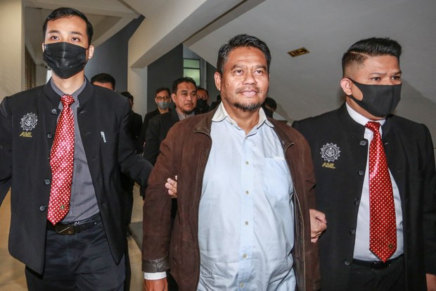 Pengerusi, Ketua Pegawai Eksekutif Aman Palestin mengaku tidak bersalah tipu dana Pengerusi, Ketua Pegawai Eksekutif Aman Palestin mengaku tidak bersalah tipu dana