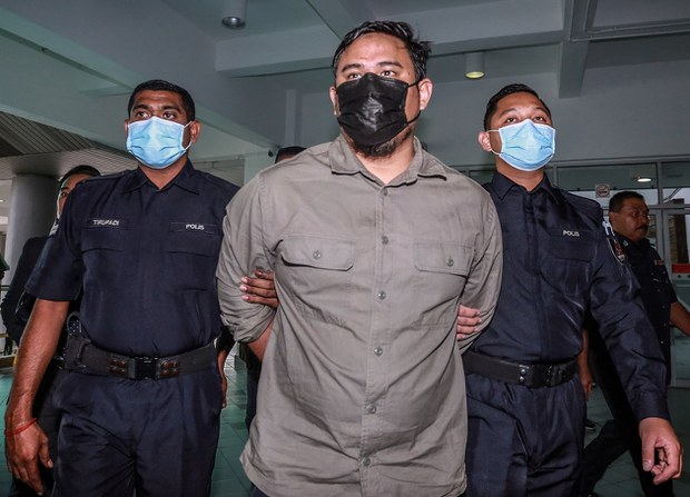 Bekas pereka sambilan menjadi individu pertama didakwa di bawah Akta Anti-Menghendap