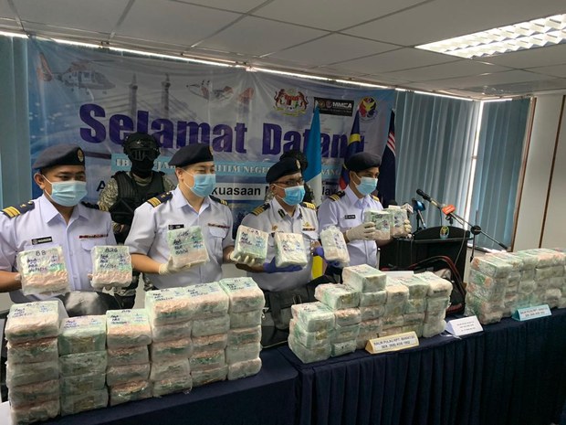 Guna Perairan Selat Melaka Seludup Dadah, Dua Warga Indonesia Ditahan Guna Perairan Selat Melaka Seludup Dadah, Dua Warga Indonesia Ditahan