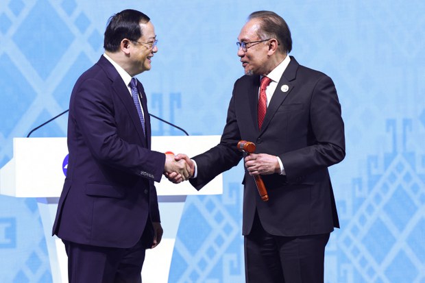 Malaysia dijangka hidupkan blok ASEAN 2025 ketika sikap berkecualinya menjadi persoalan Malaysia dijangka hidupkan blok ASEAN 2025 ketika sikap berkecualinya menjadi persoalan
