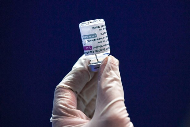 Pakar Kesihatan: Golongan berisiko tinggi di Malaysia tidak disuntik vaksin AstraZeneca Pakar Kesihatan: Golongan berisiko tinggi di Malaysia tidak disuntik vaksin AstraZeneca