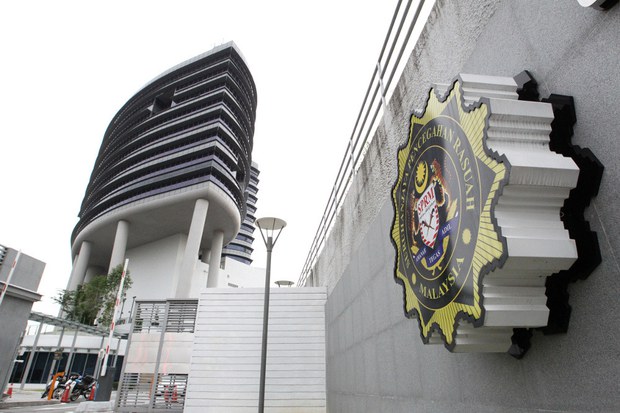 Malaysia Tahan 12 Pegawai Kanan Polis dan Anti Rasuah Ada Hubungan Gengster China Malaysia Tahan 12 Pegawai Kanan Polis dan Anti Rasuah Ada Hubungan Gengster China