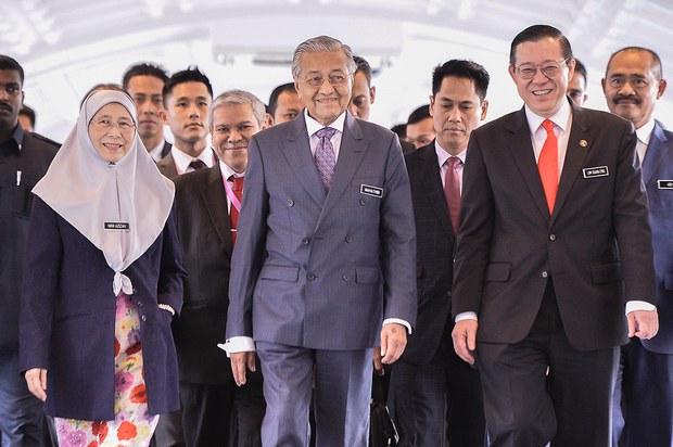 191011-MY-2020Budget1000.jpg