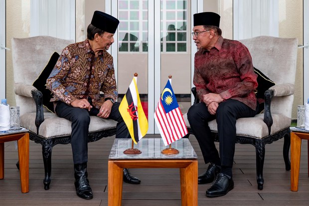 Jimat tenaga penggunaan penghawa dingin, kakitangan awam boleh pakai batik
