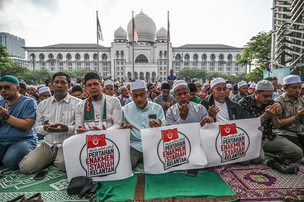 Mahkamah Persekutuan batalkan 16 peraturan Syariah Kelantan Mahkamah Persekutuan batalkan 16 peraturan Syariah Kelantan