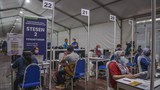 Malaysia Tutup Pusat Vaksinasi Selepas 200 Petugas Dijangkiti COVID-19