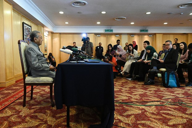 190510-MY-Mahathir-Activist1000.jpg 190510-MY-Mahathir-Activist1000.jpg