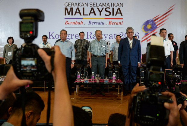 160328-my-mahathir620