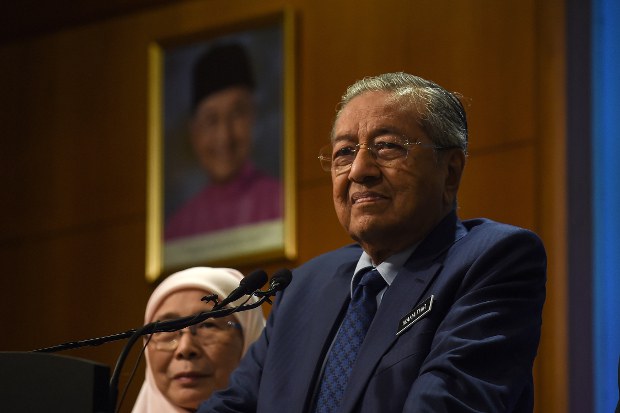 180907-my-mahathir-gaji-620.jpg 180907-my-mahathir-gaji-620.jpg