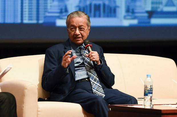 181030-MY-Mahathir1000.jpg 181030-MY-Mahathir1000.jpg