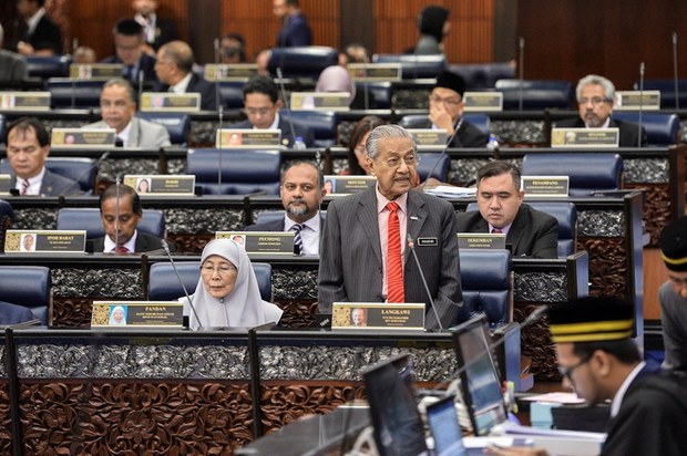 190716-MY-Mahathir-Vote1000.jpg 190716-MY-Mahathir-Vote1000.jpg