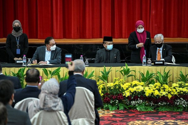 Kerajaan Malaysia Meterai Pakatan Bersejarah Dengan Pembangkang Demi Kestabilan Negara Kerajaan Malaysia Meterai Pakatan Bersejarah Dengan Pembangkang Demi Kestabilan Negara