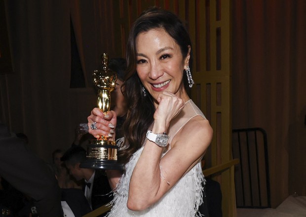 Rakyat Malaysia bangga kejayaan Michelle Yeoh rangkul Oscar