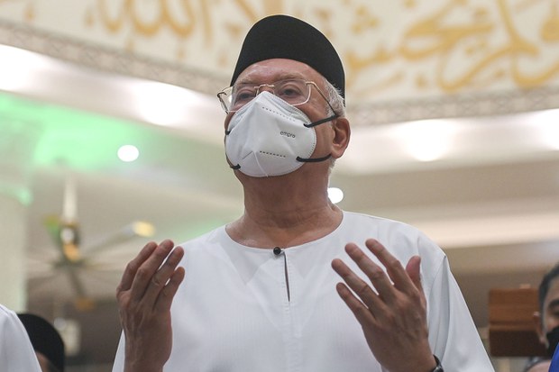 Sumber: Bekas PM Najib ditempatkan berasingan dalam penjara, terima layanan sama seperti banduan lain