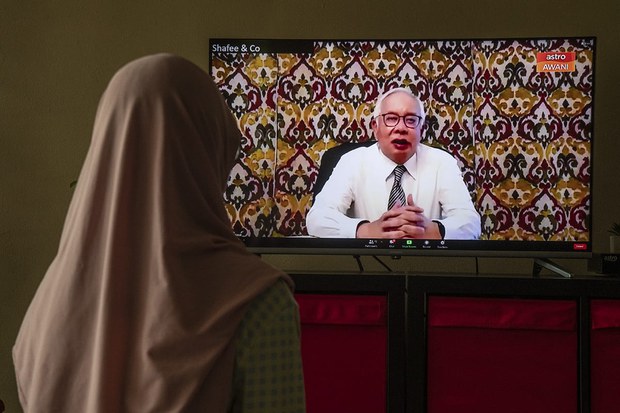 Mahkamah Rayuan Malaysia Kekal Hukuman Penjara 12 Tahun Terhadap Najib Razak