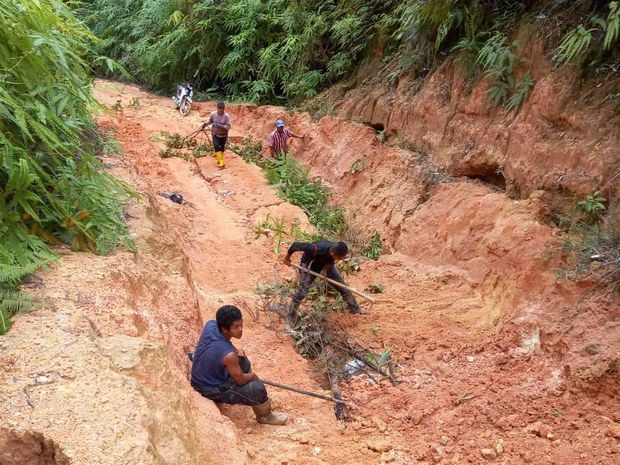 Lebih 2,000 Orang Asli Temiar Kelantan Terputus Hubungan, Makanan Akibat Banjir Besar Lebih 2,000 Orang Asli Temiar Kelantan Terputus Hubungan, Makanan Akibat Banjir Besar