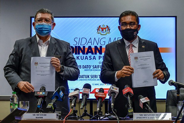 Menteri Malaysia Pertahankan Penguatkuasaan Ordinan Anti Berita Palsu Menteri Malaysia Pertahankan Penguatkuasaan Ordinan Anti Berita Palsu