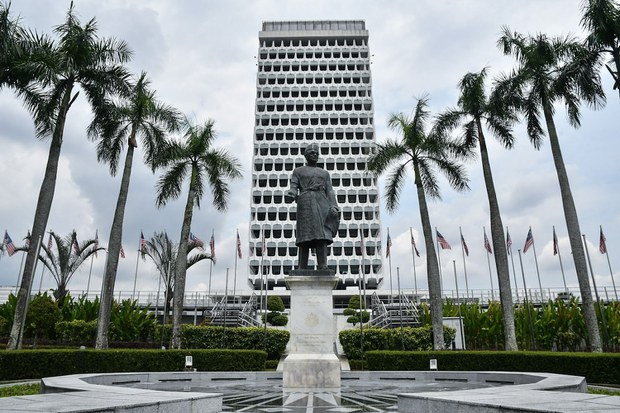 Speaker Dewan Rakyat, Negara Tolak Kemungkinan Parlimen Bersidang Sebelum September