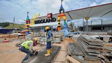 160513-my-migrantworkers-620